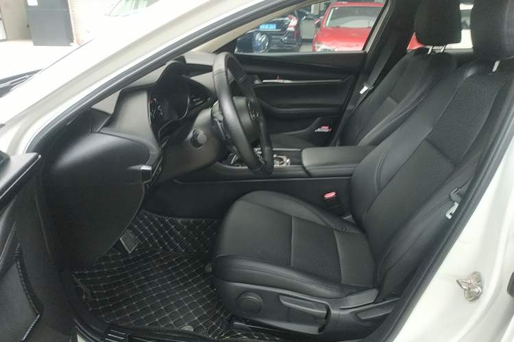 Used Mazda Mazda 3 Axela 2021 2.0L Automatic ZhiXuan Edition
