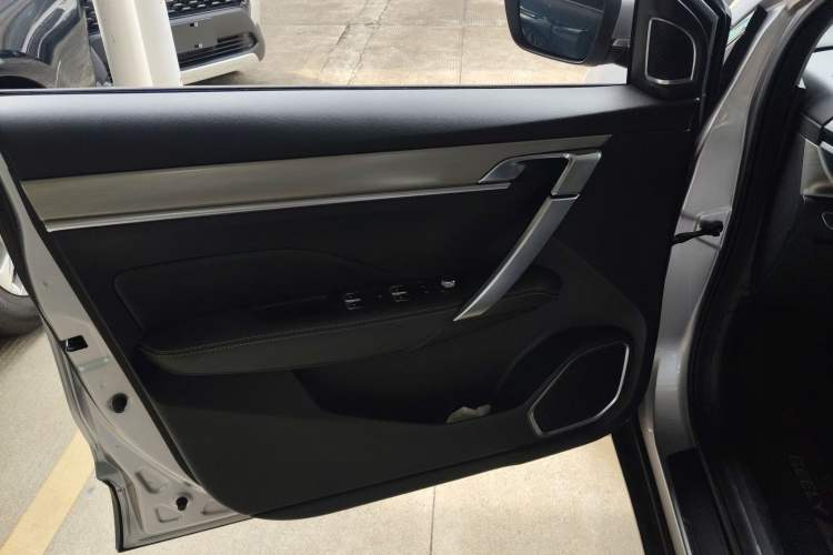 Used Geely Auto Coolray 2019 260T DCT Knight China VI Standard
