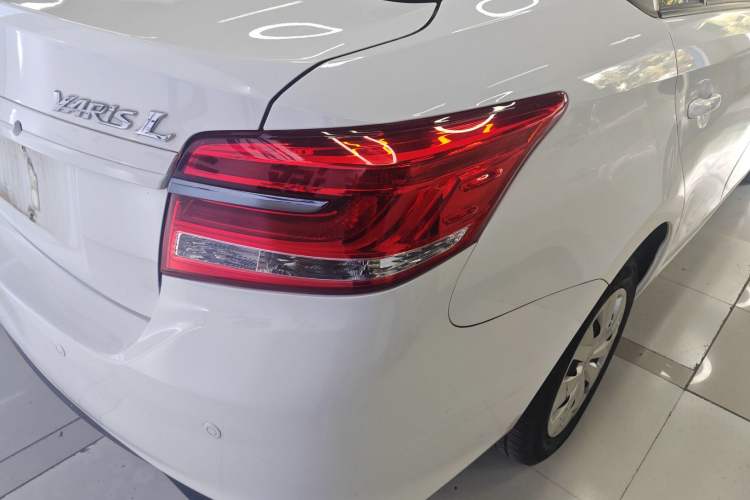 Used Toyota YARiS L 2020 1.5L CVT Leading Edition
