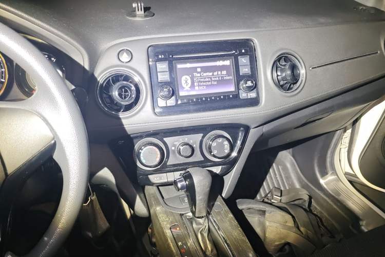 Used Honda XR-V 2015 1.8L EXi CVT Comfort Version