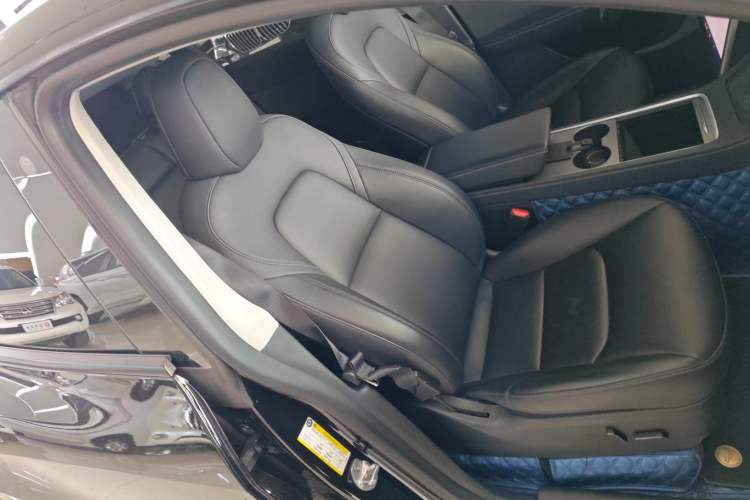 Used Tesla Model Y 2022 Revised Version Long-Range All-Wheel Drive