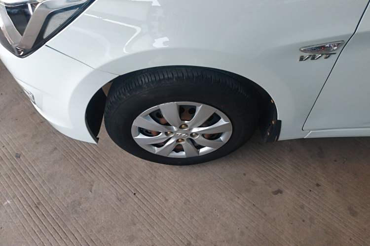 Used Hyundai Verna 2014 1.4L Manual Smart GLS Trim
