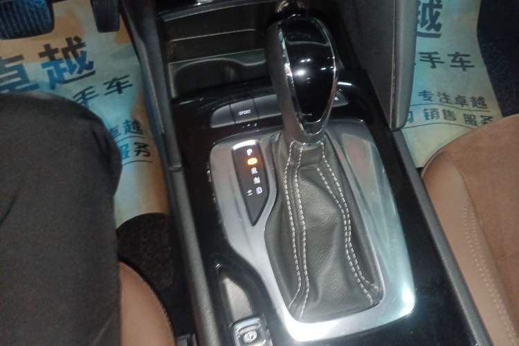 Used Buick Regal 2019 Revised 20T Luxury Version China VI Standard
