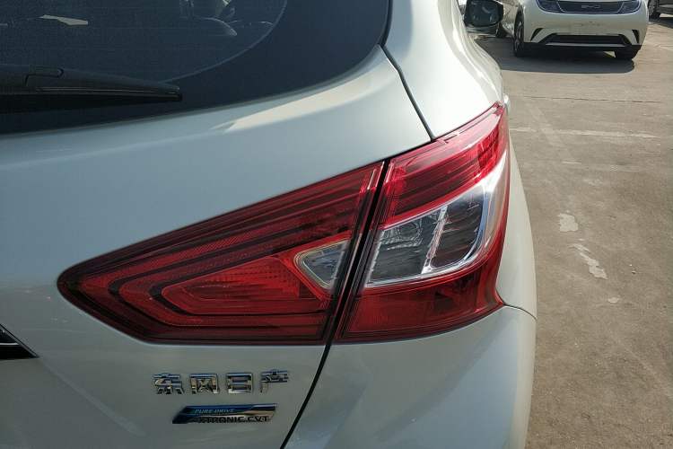 Used Nissan Tiida 2019 1.6L CVT Smart Drive Version China VI Standard
