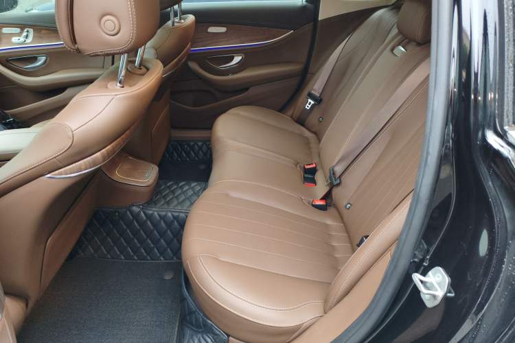 Used Mercedes-Benz E-Class 2023 Updated E 300 L Fashion Edition