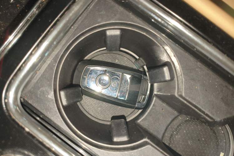 Used Lincoln Corsair 2022 2.0T Two-Wheel Drive Luxury Edition