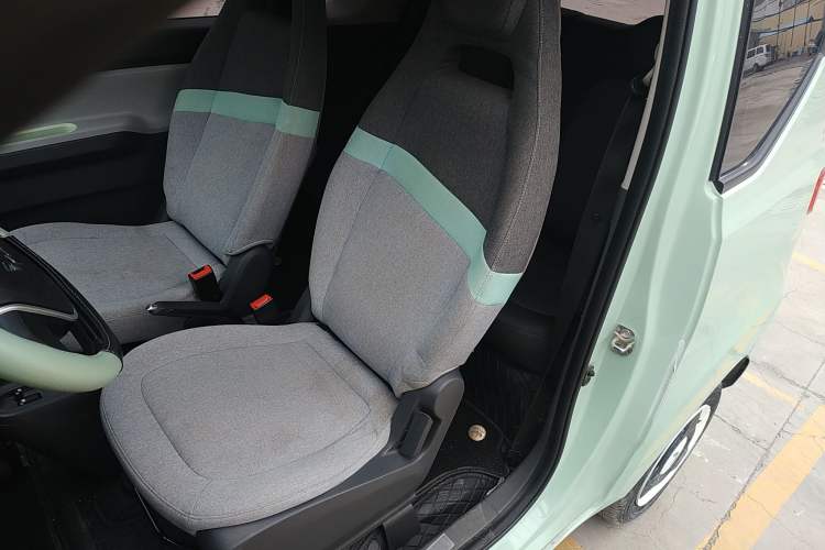 Used Wuling Hongguang MINIEV 2022 Macaron Premium Model – Lithium Iron Phosphate