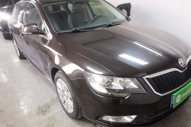 Used Skoda Superb 2013 1.4TSI Manual Shengshi Edition
