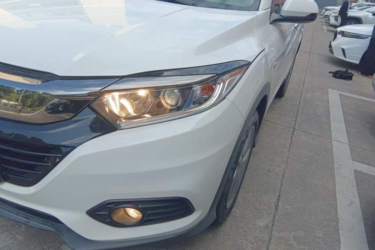Used Honda Vezel 2020 1.5L CVT Elite Edition