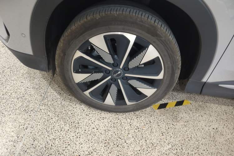 Used BYD Song PLUS New Energy 2025 EV Intelligent Driving Version 520km Premium Model
