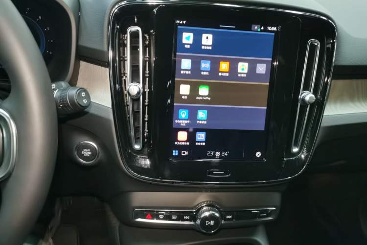 Used Volvo XC40 2023 B3 Zhiyuan Luxury Edition