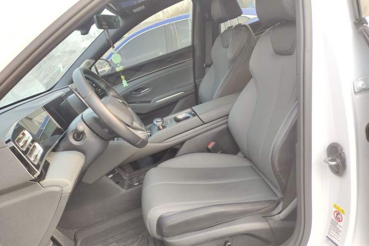 Used BYD Qin L 2024 DM-i 120KM Leading Model
