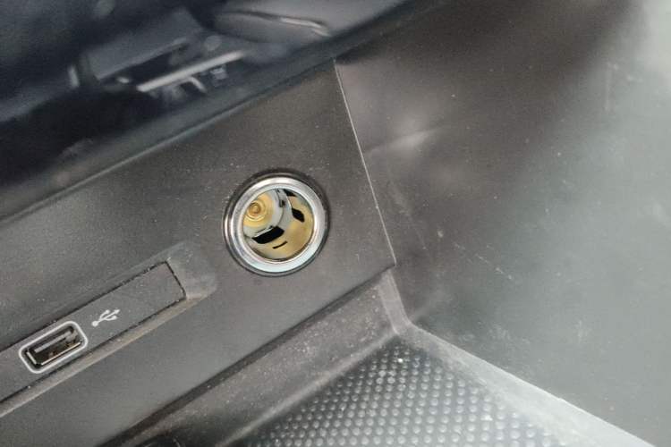 Used Volkswagen Tiguan L 2024 330TSI Automatic Two-Wheel Drive R-Line Enhanced Edition