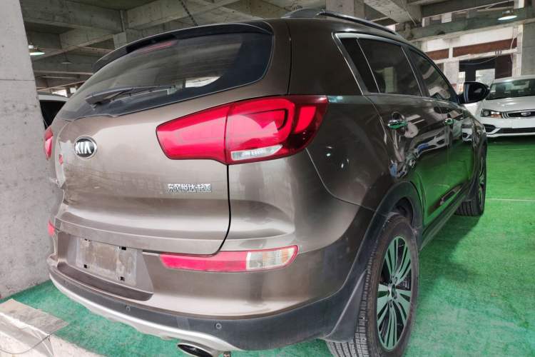 Used Kia Sportage R 2016 2.0L Automatic Two-Wheel Drive DLX
