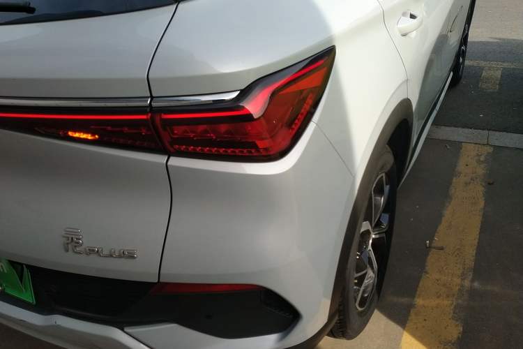 Used BYD Yuan PLUS 2024 Honor Edition 430KM Beyond Model
