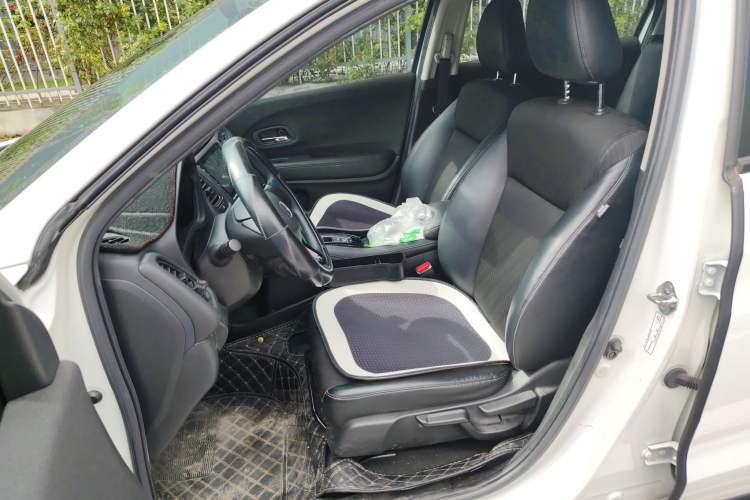 Used Honda Vezel 2020 1.5L CVT Pioneer Edition
