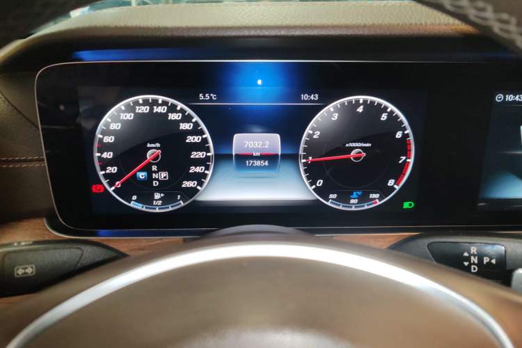 Used Mercedes-Benz E-Class 2018 Facelift E 200 L
