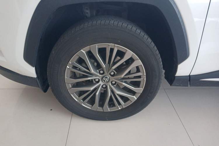 Used Toyota Wildlander 2023 Dual-Motor 2.5L E-CVT Four-Wheel Drive Prestige Edition