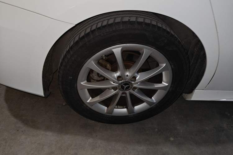 Used Mercedes-Benz A-Class 2021 A 200 L Sport Sedan Fashion Model
