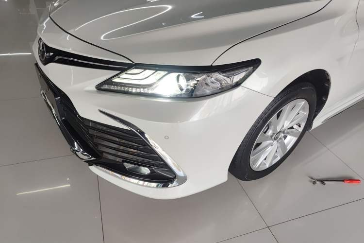 Used Toyota Camry 2023 2.0G Luxury Edition
