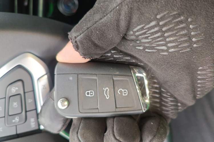 Used Volkswagen Sagitar 2025 300TSI DSG Excellence Edition
