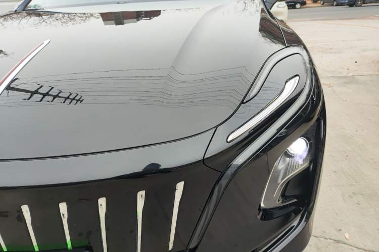 Used Hongqi E-QM5 2024 610 km PLUS
