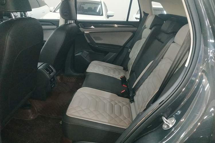 Used Volkswagen Tayron 2024 330TSI Two-Wheel Drive Luxury Plus Advanced Version
