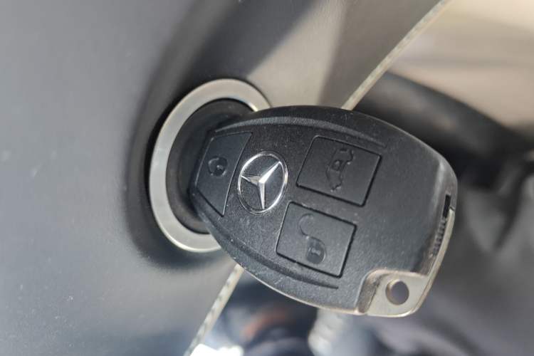 Used Mercedes-Benz Vito 2021 2.0T Business Version 7 Seats