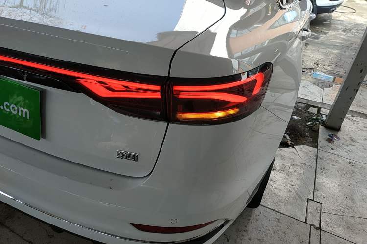 Used Geely Auto Emgrand 2022 4th Generation 1.5L CVT Luxury Model