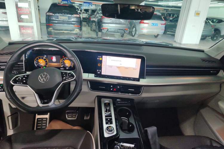 Used Volkswagen Tavendor 2023 380TSI Four-Wheel Drive R-Line Cruise Edition