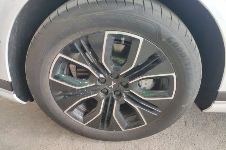 Used XPeng G9 2025 625 Long-Range Max
