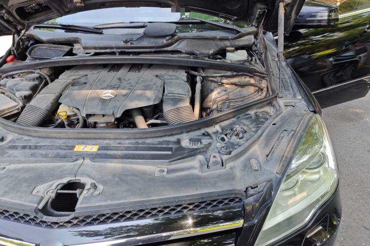 Used Mercedes-Benz R-Class 2014 R 320 4MATIC Business Model