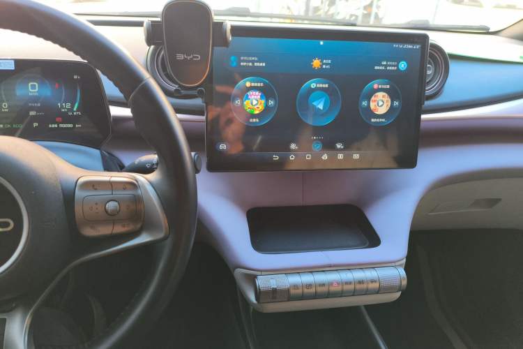 Used BYD Dolphin 2023 420 km Free Version
