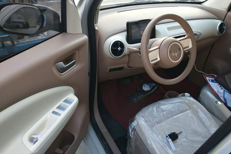 Used Wuling Hongguang MINIEV 2025 Four-Door Version Advanced Edition