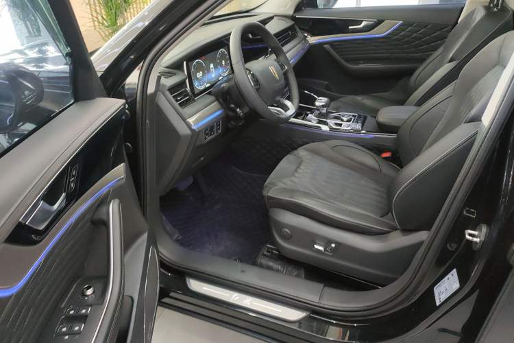 Used Hongqi HS5 2022 Revised Version 2.0T Smart Connect Flagship Edition
