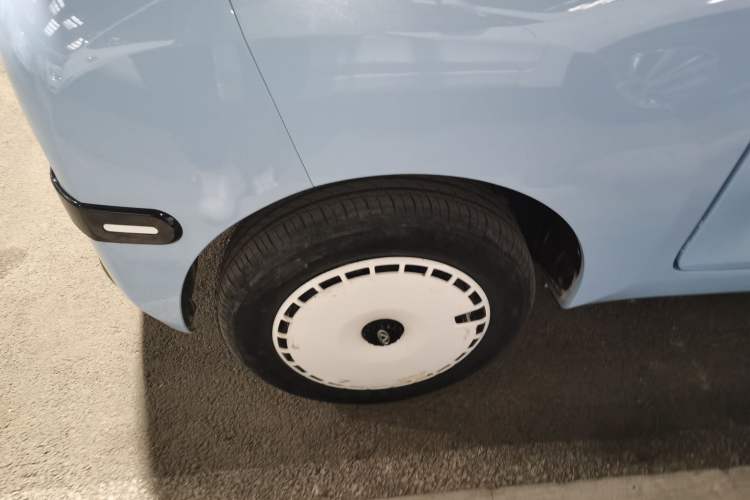 Used Chery QQ Ice Cream 2024 Edition Youth Version 205km Sundae