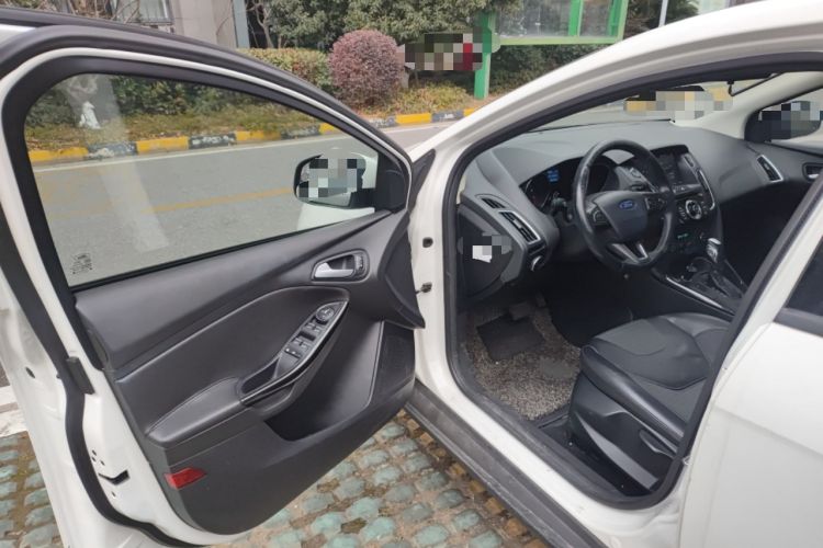 Used Ford Focus 2015 Sedan EcoBoost 125 Automatic Supreme Style Edition
