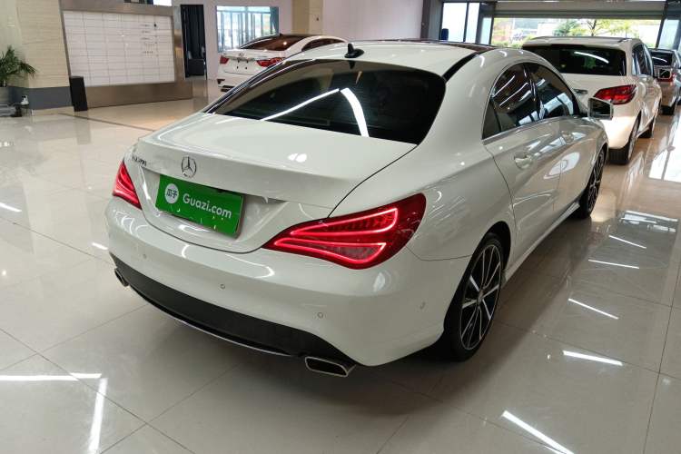 Used Mercedes-Benz CLA 2015 CLA 200
