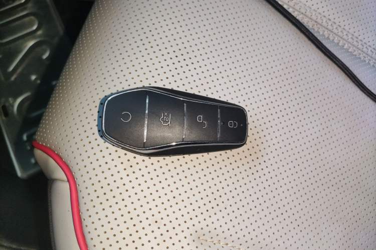 Used BYD Destroyer 05 2022 DM-i 120KM Prestige Model
