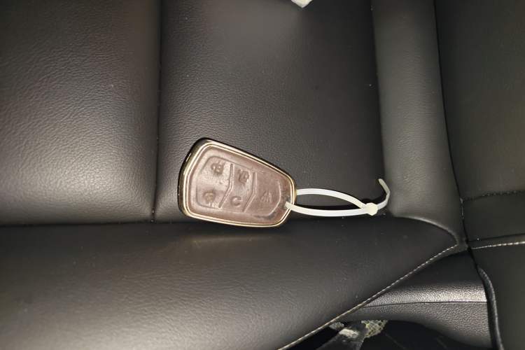 Used Cadillac XT4 2018 28T Two-Wheel Drive Leading Version
