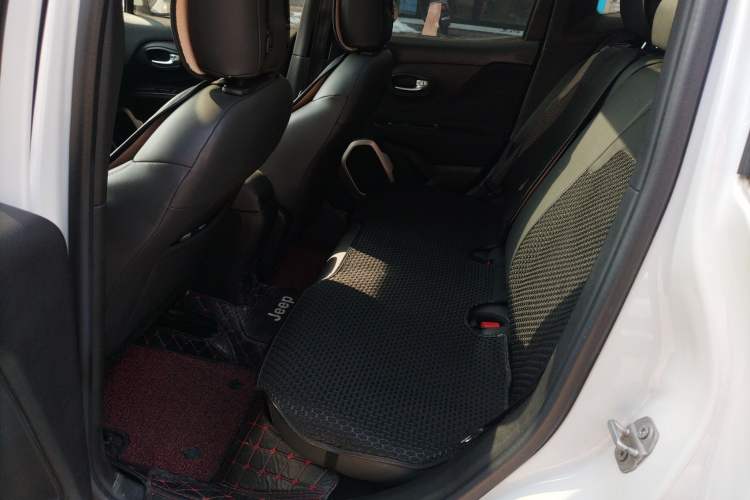 Used  Renegade 2016 1.4T Automatic Jingneng Edition
