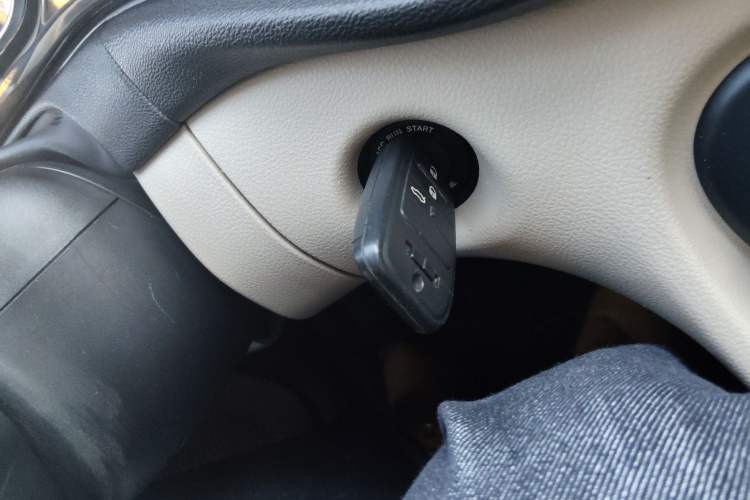 Used Fiat Viaggio 2012 1.4T Automatic Enjoyment Edition