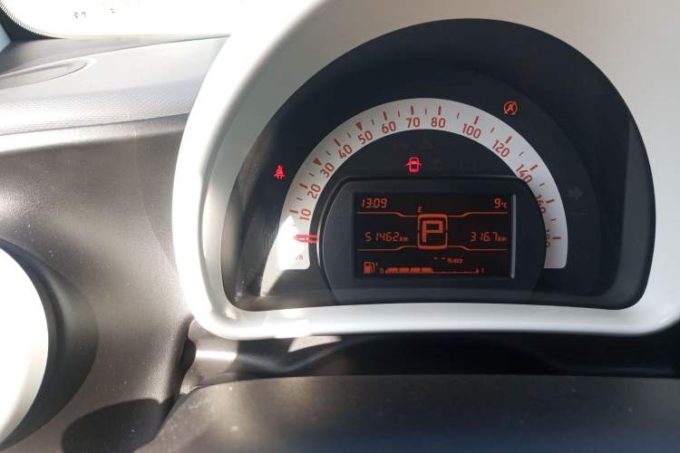 Used  fortwo 2015 1.0L 52 kW hardtop Dynamic version