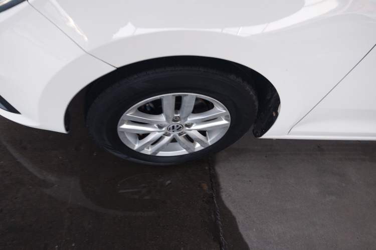 Used Volkswagen Santana 2016 1.4L Manual Fashion Edition
