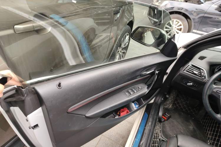 Used BMW 2 Series 2019 225i Convertible Coupe Sports Design Package