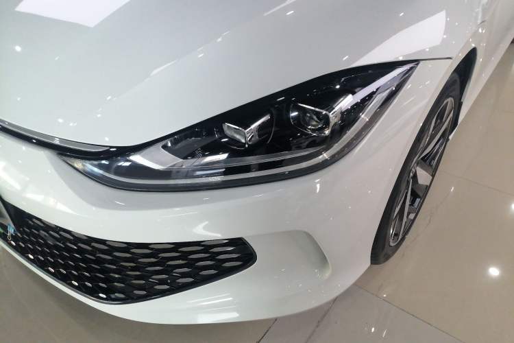 Used Volkswagen Lamando 2025 Lavida L 280TSI DSG Cool & Spicy Edition
