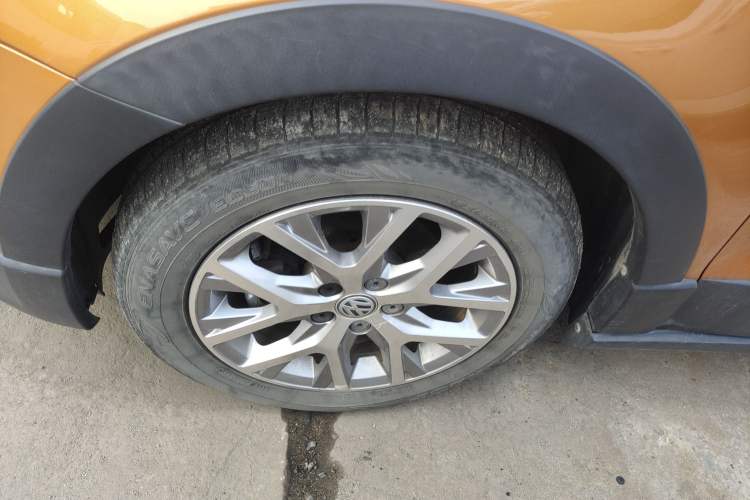 Used Volkswagen Polo 2018 1.5L Cross Polo Automatic