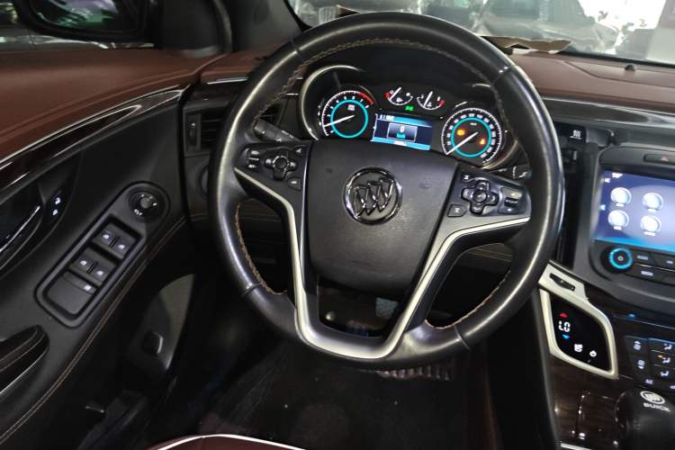 Used Buick LaCrosse 2013 2.4L SIDI Elite Comfort Version