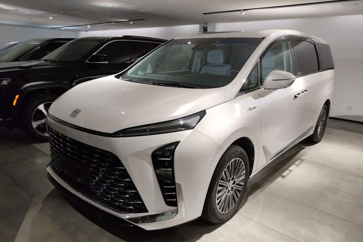 Used Buick GL8 New Energy 2024 Lu Zun Smart Edition 7-Seater