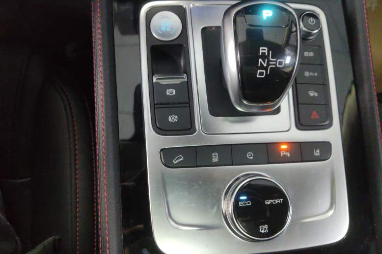 Used BYD Tang New Energy 2019 EV600 Two-Wheel Drive Smart Connectivity Deluxe Model
